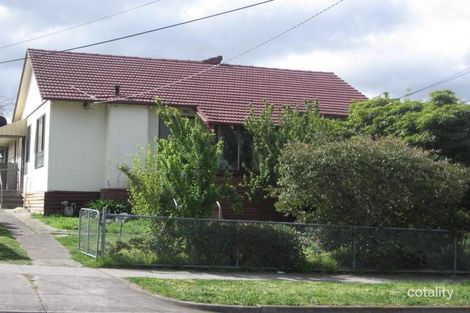 68 Summerhill Rd, Reservoir, VIC 3073