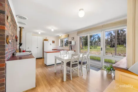 Property photo of 13 Emu Court Pomonal VIC 3381