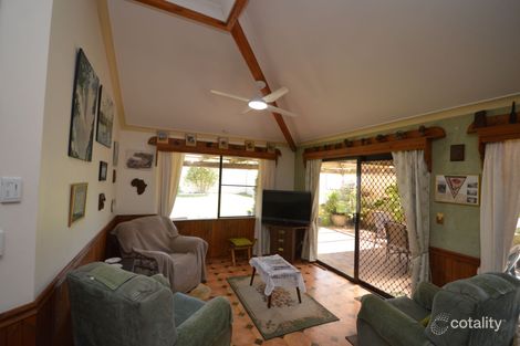 Property photo of 28 St Annes Terrace Meadow Springs WA 6210