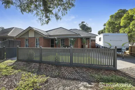 Property photo of 15 Kevington Drive Eynesbury VIC 3338
