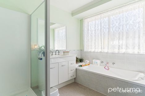 Property photo of 2 Henty Close Old Beach TAS 7017