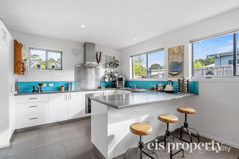 Property photo of 9/134 Burwood Drive Blackmans Bay TAS 7052