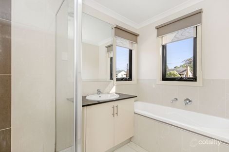 Property photo of 1/14 Nicholson Avenue Reservoir VIC 3073