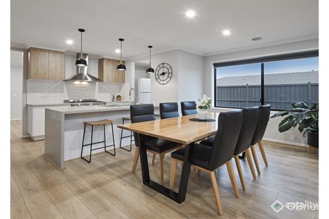 Property photo of 17 Fieldstone Avenue Warragul VIC 3820