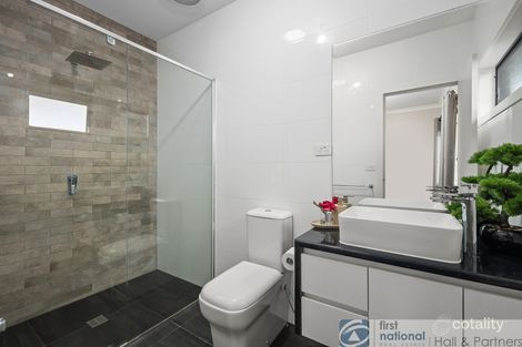 Property photo of 2/28 Victor Avenue Dandenong North VIC 3175