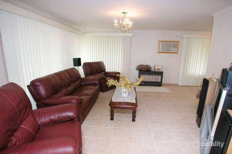 Property photo of 24 Nigel Crescent Gladstone Park VIC 3043