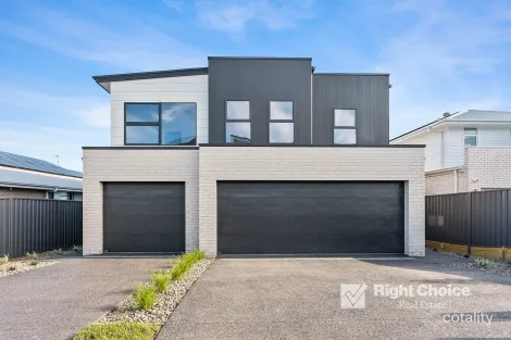 17 Angus St, Tullimbar, NSW 2527