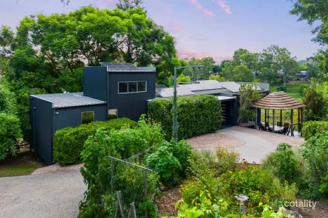 Property photo of 20 Katherine Court Karalee QLD 4306