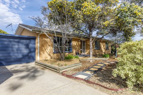 Property photo of 104 Chuculba Crescent Giralang ACT 2617