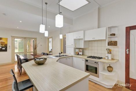 Property photo of 32 Dent Street Glen Iris VIC 3146
