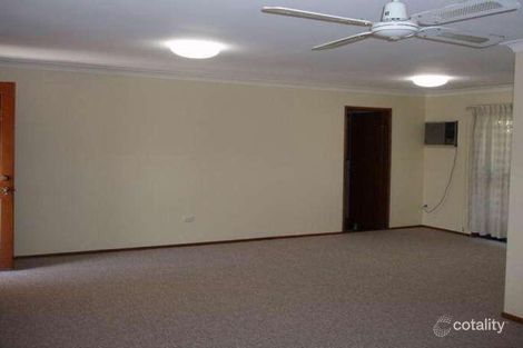 Property photo of 2/18 Tekapo Street Broadbeach Waters QLD 4218