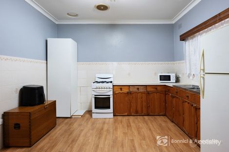 Property photo of 100 Mitchell Street Wodonga VIC 3690