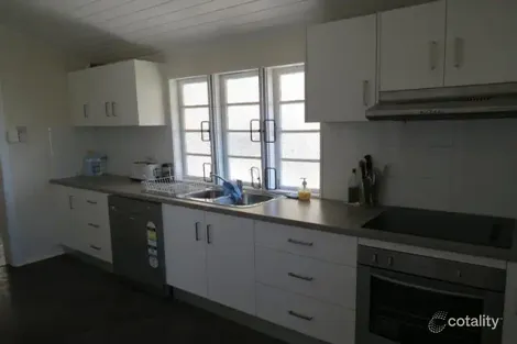 Property photo of 19 Hunter Street Roma QLD 4455