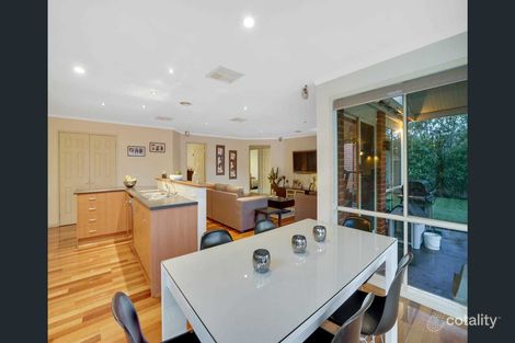 1 Galloway Pl, Caroline Springs, VIC 3023