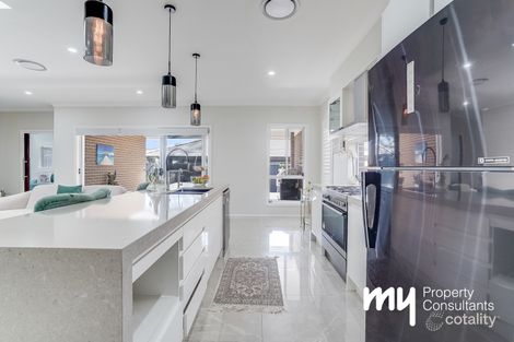 Property photo of 63 Gledswood Hills Drive Gledswood Hills NSW 2557