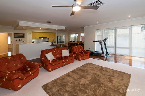 Property photo of 6 Boyd Place Canning Vale WA 6155