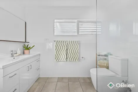 Property photo of 12 The Trossachs Frankston VIC 3199