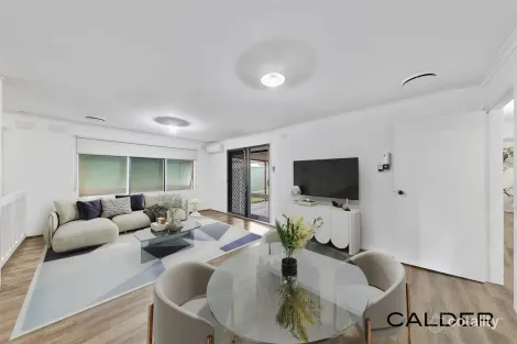 Property photo of 3 Hoban Close Keilor Downs VIC 3038
