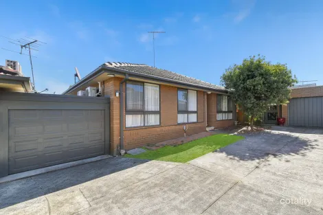 2/14 Gnarwyn Rd, Carnegie, VIC 3163