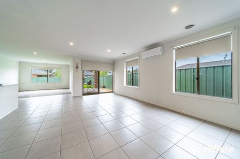 Property photo of 45 Symbester Crescent Eaglehawk VIC 3556