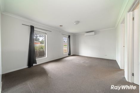 Property photo of 45 Symbester Crescent Eaglehawk VIC 3556