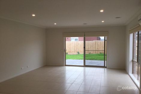 Property photo of 24 Shearwater Drive Armstrong Creek VIC 3217