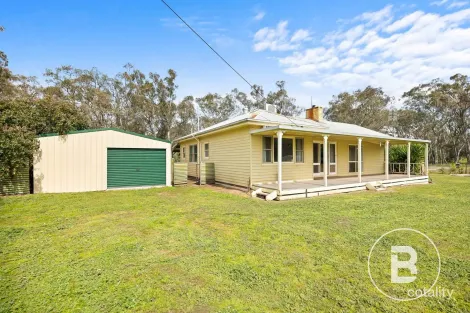 27 Rennie St, Great Western, VIC 3374