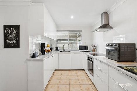 32a Chadstone Rd, Craigie, WA 6025