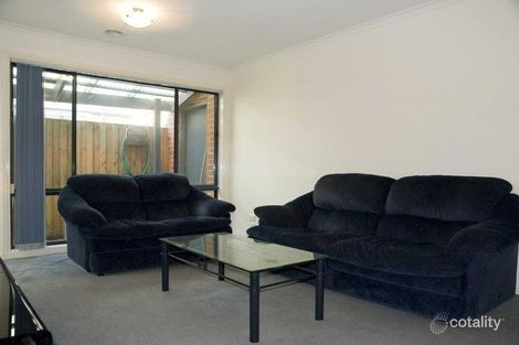 Property photo of 2/18 Elstar Drive Carrum Downs VIC 3201