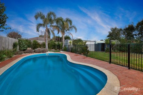 Property photo of 28 Simon Drive Pakenham VIC 3810