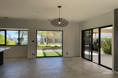 Property photo of 39 Spinnaker Rise Point Cook VIC 3030