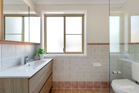 Property photo of 22 Sandalwood Road Farmborough Heights NSW 2526