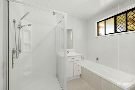 Property photo of 6 Jasmine Court Centenary Heights QLD 4350