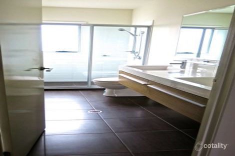 Property photo of 29 Emily Way Varsity Lakes QLD 4227