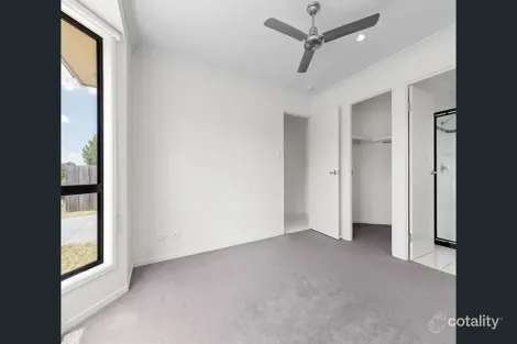 Property photo of 10 Rhiannon Drive Flinders View QLD 4305