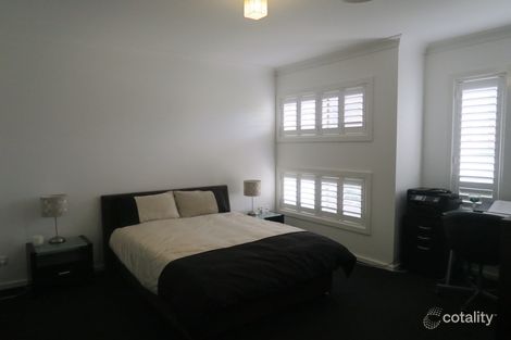 Property photo of 37 Medallist Parade Colebee NSW 2761