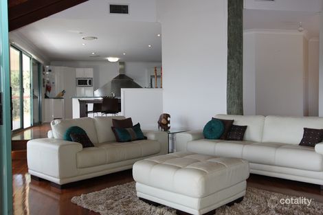 Property photo of 38 Brosnahan Court Belivah QLD 4207