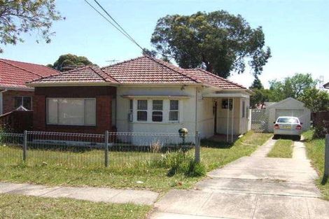 31 Wilga St, Punchbowl, NSW 2196