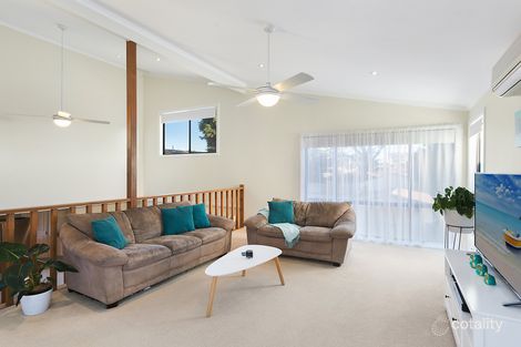 Property photo of 2 Robson Avenue Gorokan NSW 2263