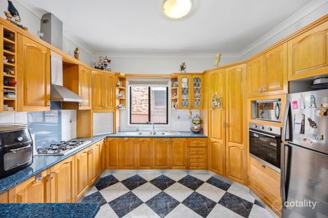 Property photo of 7 Waterloo Road Greenacre NSW 2190