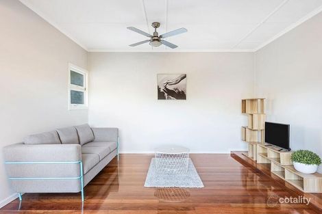 Property photo of 15 Tatong Street Indooroopilly QLD 4068