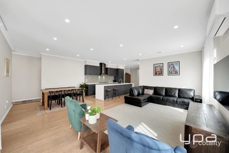 Property photo of 29 Mirka Way Point Cook VIC 3030