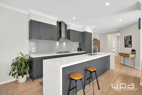 Property photo of 29 Mirka Way Point Cook VIC 3030