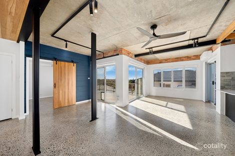 Property photo of 2/99 Pacific Drive Port Macquarie NSW 2444