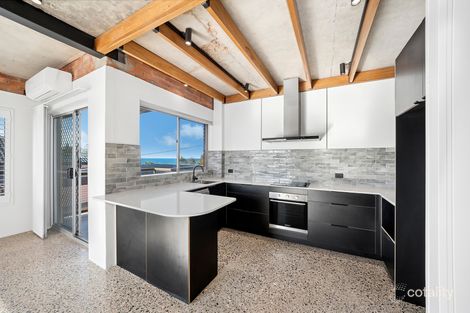 Property photo of 2/99 Pacific Drive Port Macquarie NSW 2444