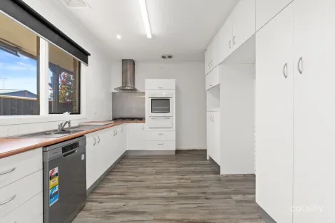 Property photo of 26 Bolden Street Stratford VIC 3862