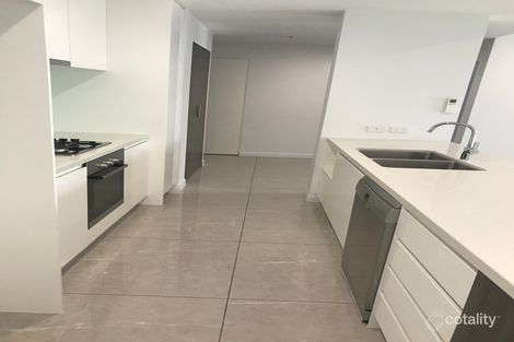 111/181 Clarence Rd, Indooroopilly, QLD 4068