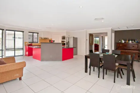 Property photo of 4 Pinecrest Place Victoria Point QLD 4165