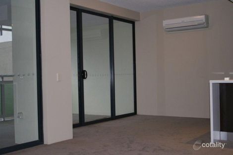 Property photo of 19/110 Commercial Road Teneriffe QLD 4005