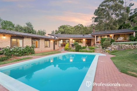 14 Marie Way, Kalamunda, WA 6076